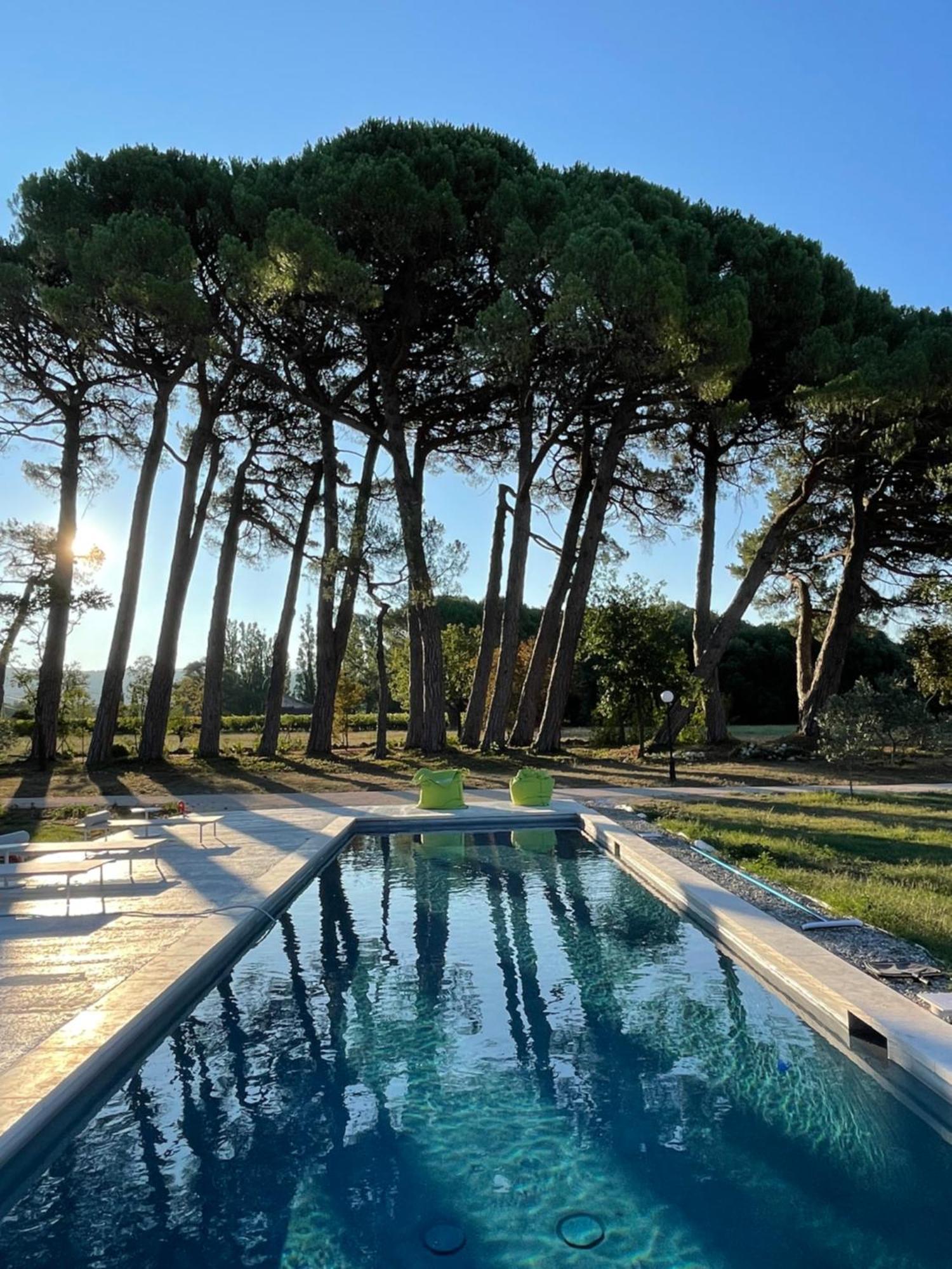 La Pavoyere Hotel Mormoiron Luaran gambar